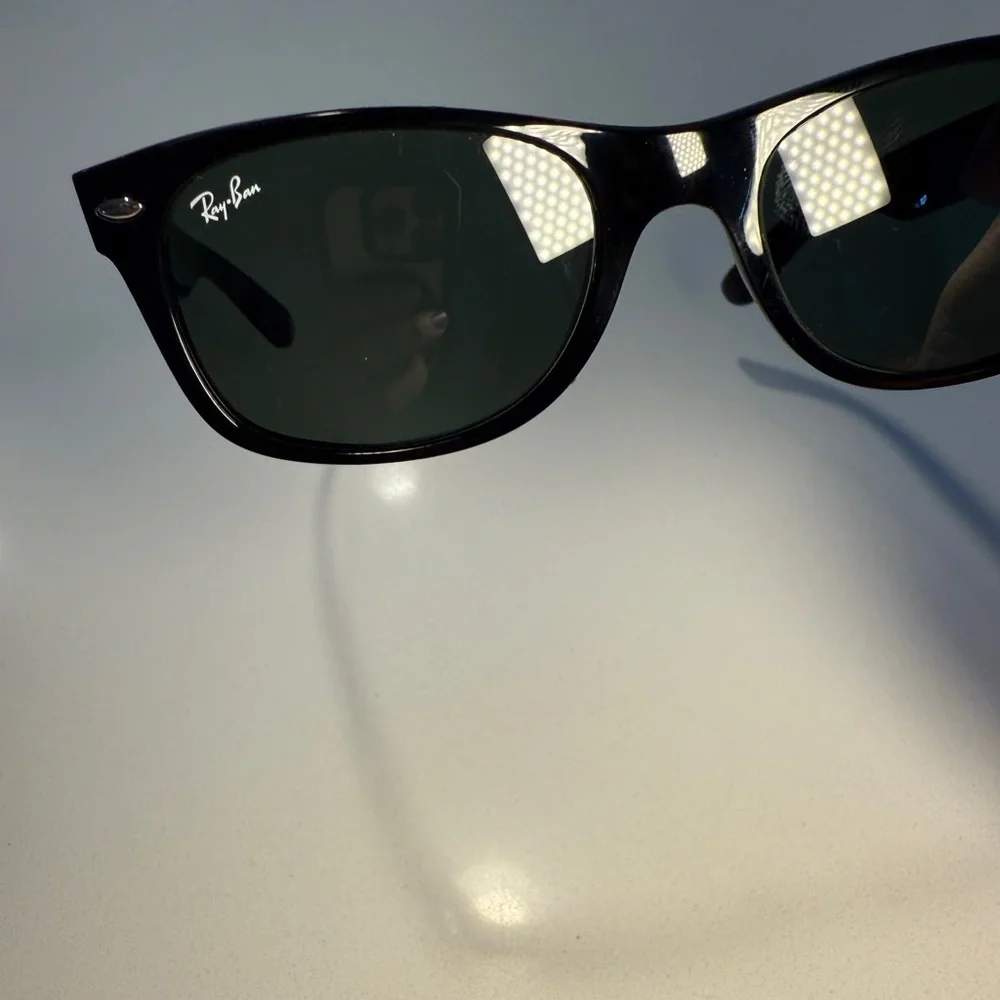 RAY-BAN - Black Wayfarer - RB2132 - NWT